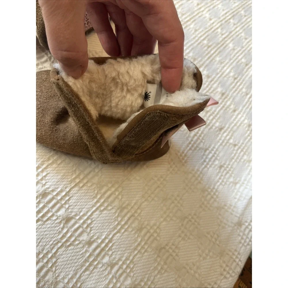 UGG Jessie Brown Pink Bow Bootie Boots Baby & Toddler Size 4/5 Soft Soled